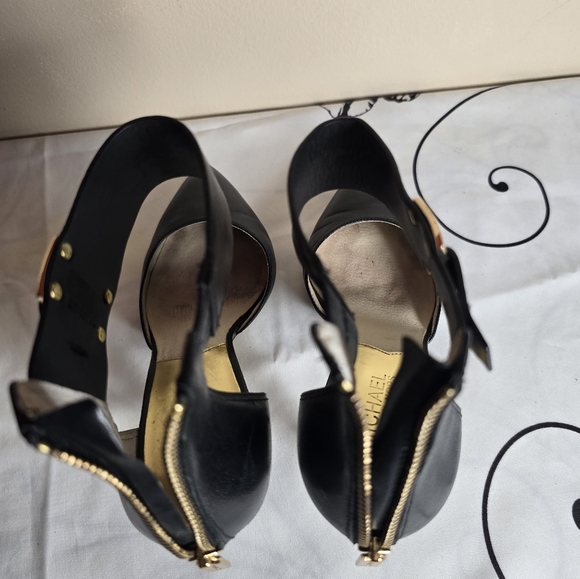 🔥EUC MICHAEL KORS LEATHER GIULIANA MID ANKLE STRAP PUMPS - Picture 10 of 16